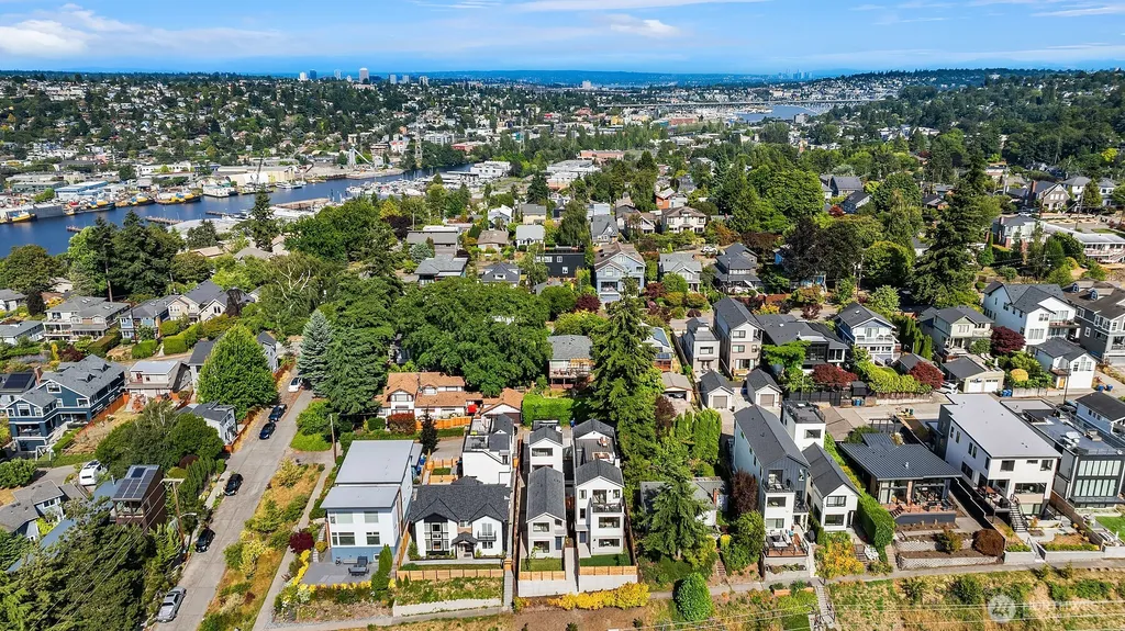 3442 13th Avenue W Seattle WA 98119