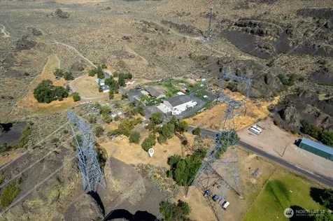 22007 NE Pleasant Valley Road Grand Coulee WA 99133