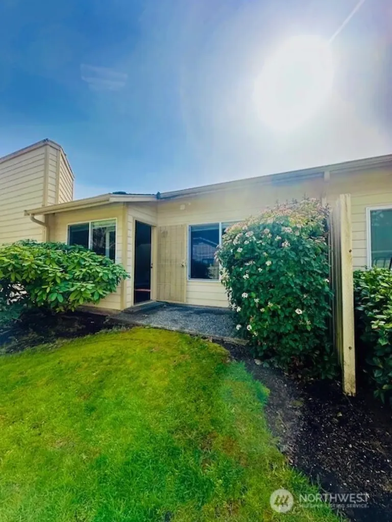 24934 110th Place SE Kent WA 98030