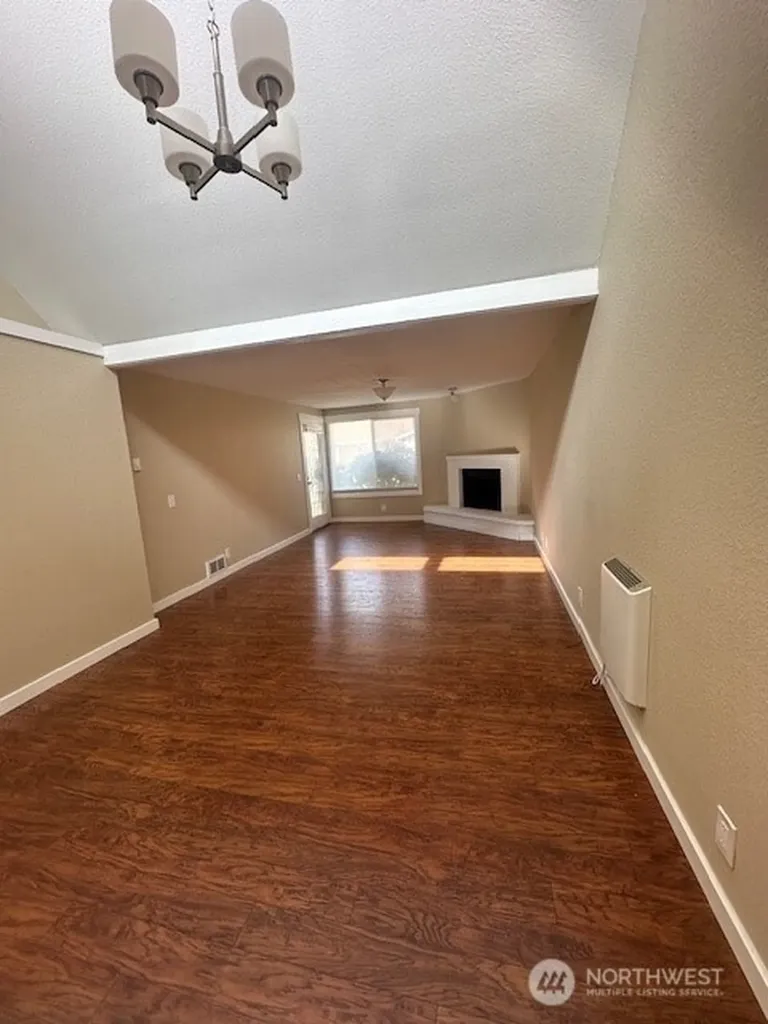 24934 110th Place SE Kent WA 98030