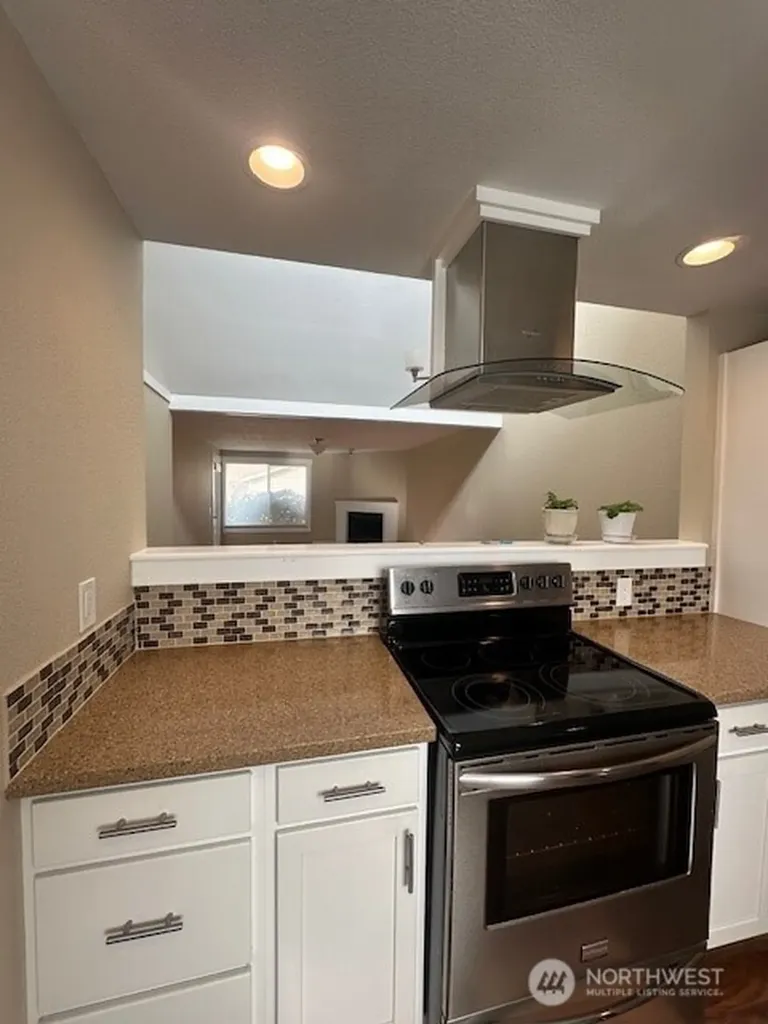 24934 110th Place SE Kent WA 98030