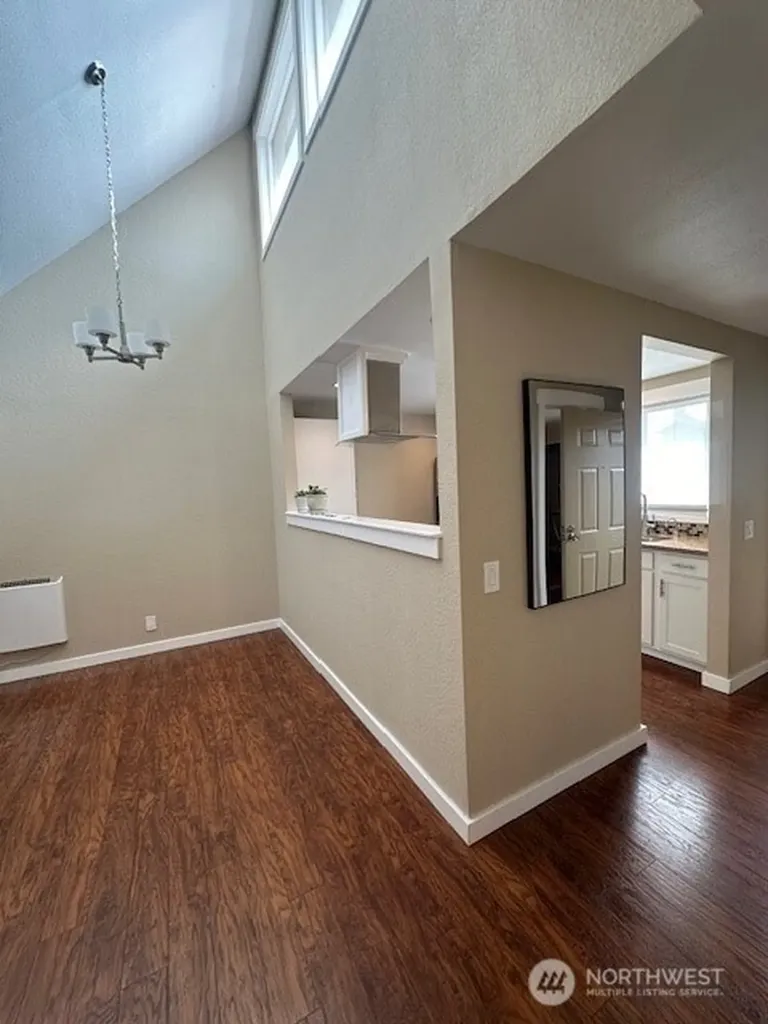24934 110th Place SE Kent WA 98030