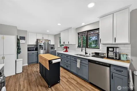 10430 90th Avenue SW Lakewood WA 98498