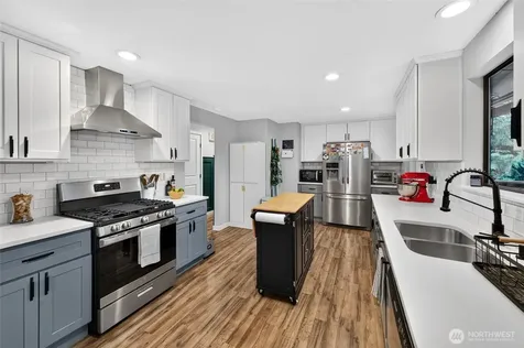 10430 90th Avenue SW Lakewood WA 98498