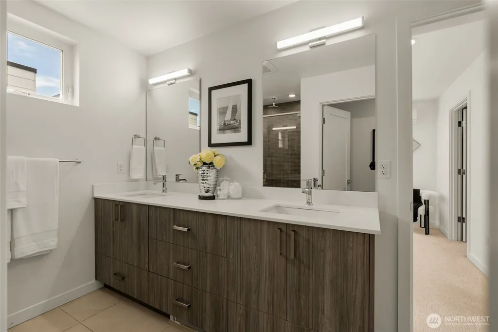 2368 Franklin Avenue E Seattle WA 98102