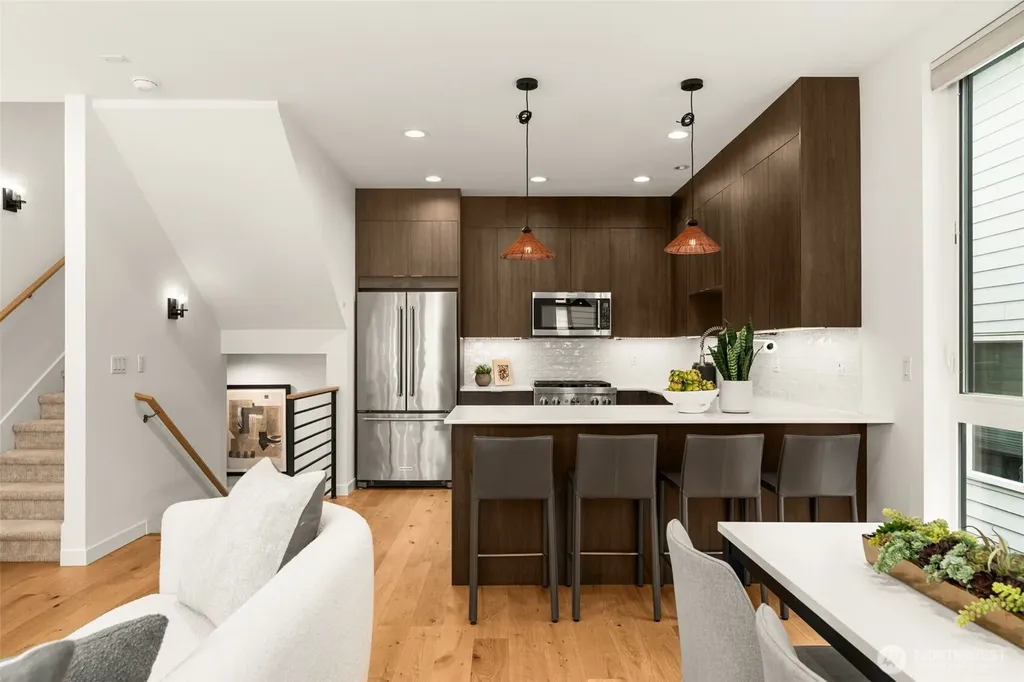 2368 Franklin Avenue E Seattle WA 98102