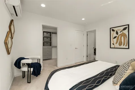 2368 Franklin Avenue E Seattle WA 98102