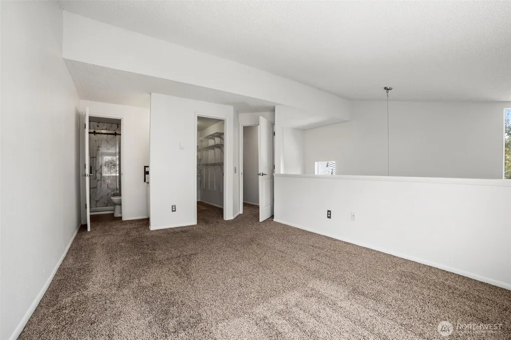 720 141st Lane SE Bellevue WA 98007