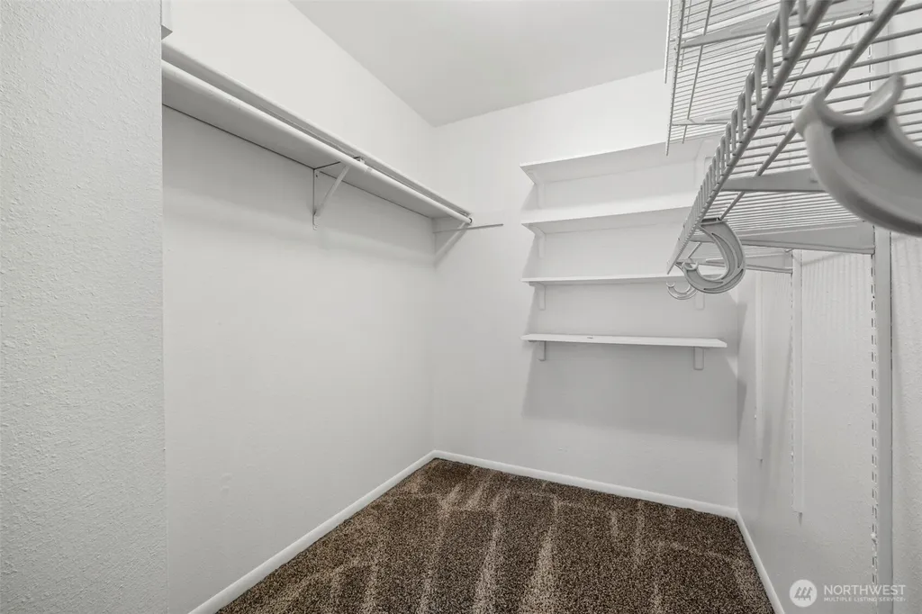 720 141st Lane SE Bellevue WA 98007