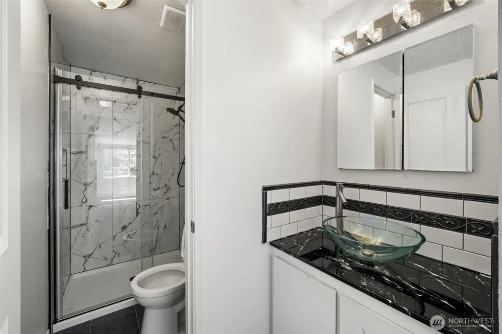 720 141st Lane SE Bellevue WA 98007