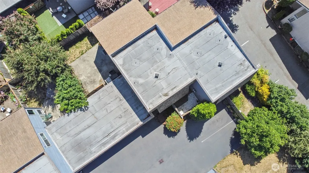 720 141st Lane SE Bellevue WA 98007