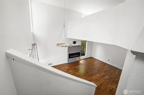 720 141st Lane SE Bellevue WA 98007