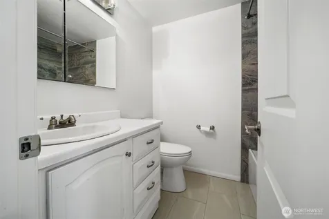 720 141st Lane SE Bellevue WA 98007