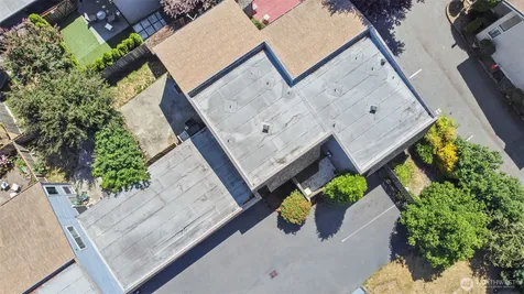 720 141st Lane SE Bellevue WA 98007