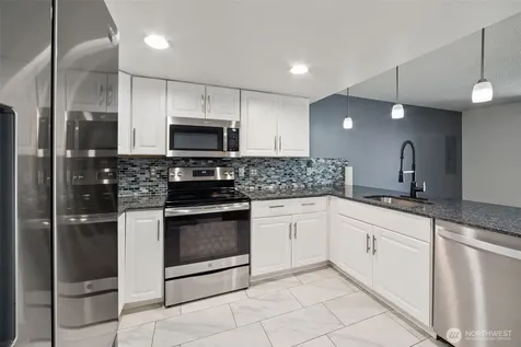 720 141st Lane SE Bellevue WA 98007