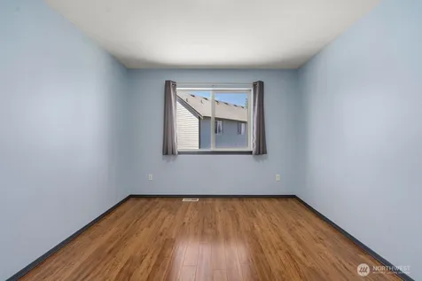 1716 Prospect Lane Tacoma WA 98405