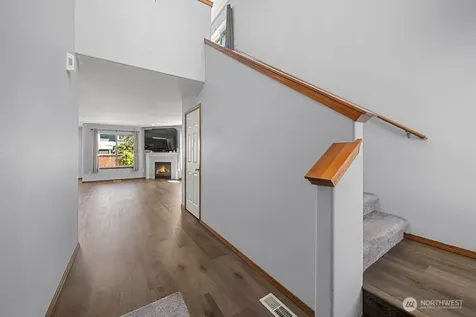 1716 Prospect Lane Tacoma WA 98405