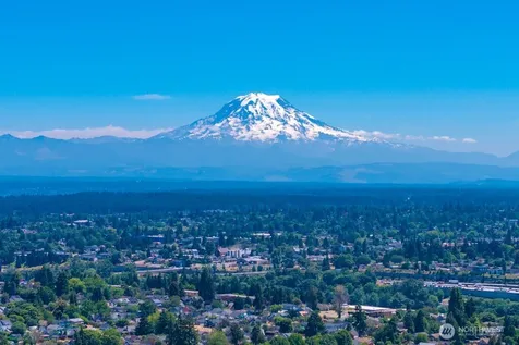 1716 Prospect Lane Tacoma WA 98405