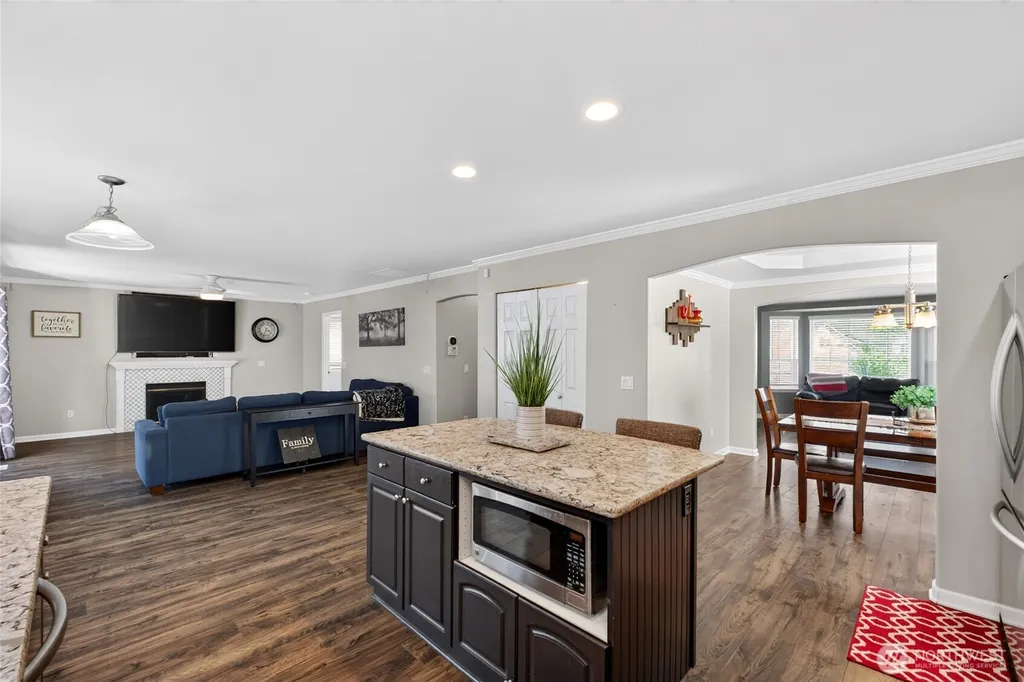 19610 85th Avenue E Spanaway WA 98387