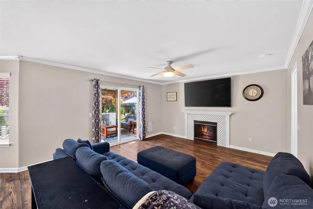 19610 85th Avenue E Spanaway WA 98387