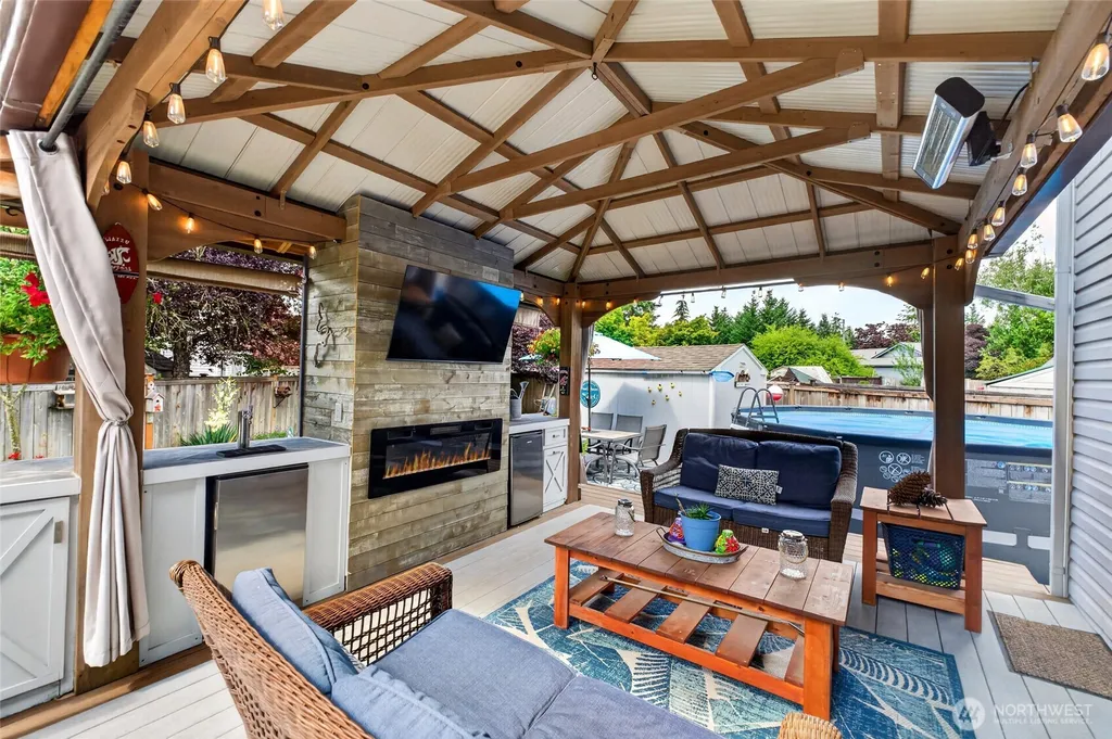 19610 85th Avenue E Spanaway WA 98387