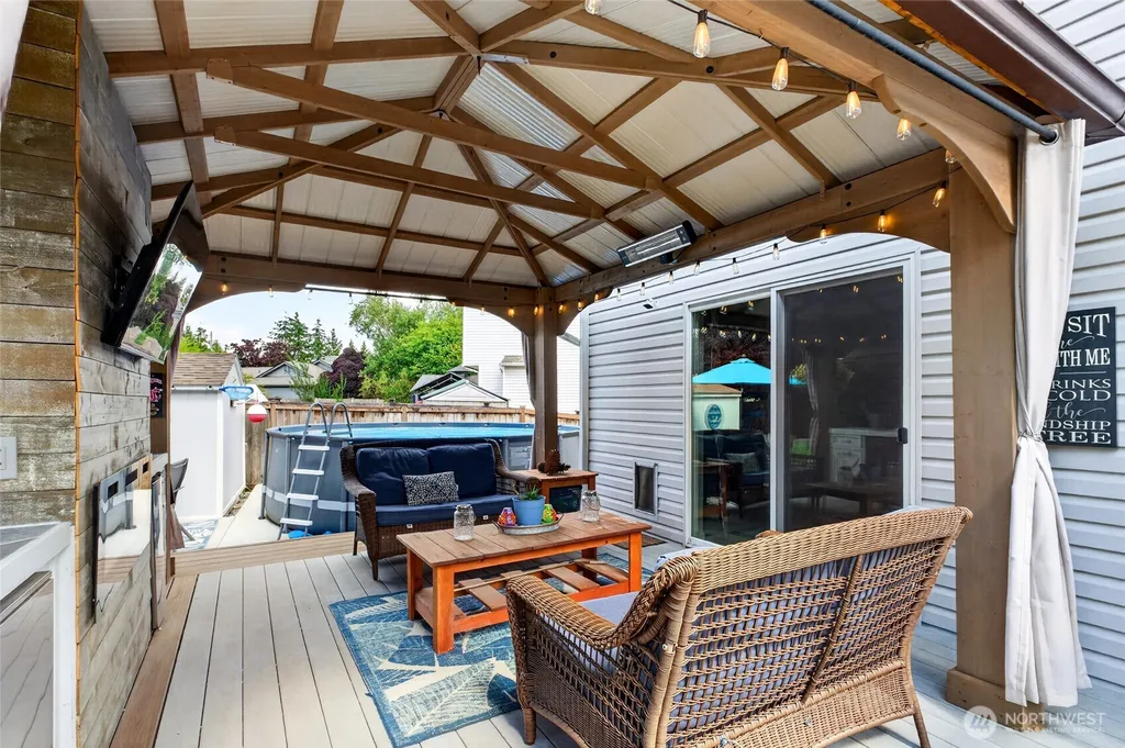 19610 85th Avenue E Spanaway WA 98387