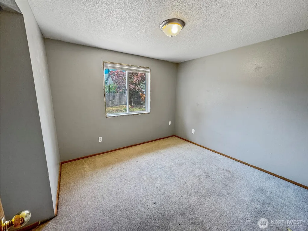 14405 SE 7th Street Vancouver WA 98683