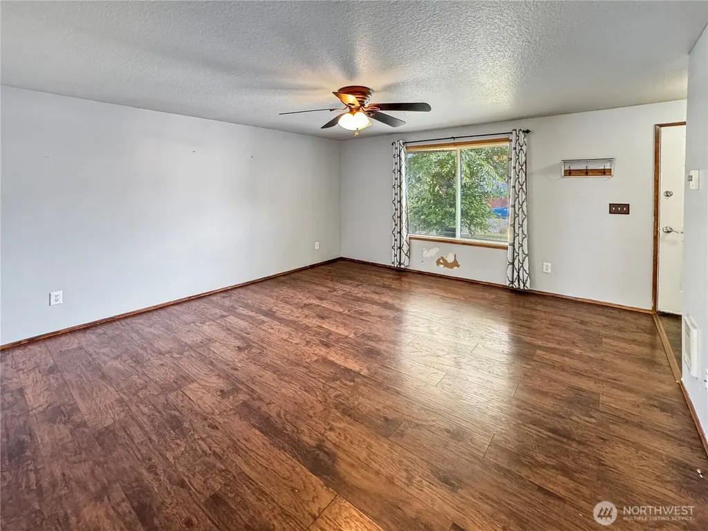 14405 SE 7th Street Vancouver WA 98683
