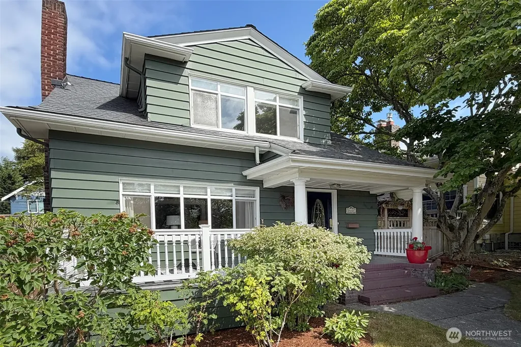 2448 1st Avenue W Seattle WA 98119