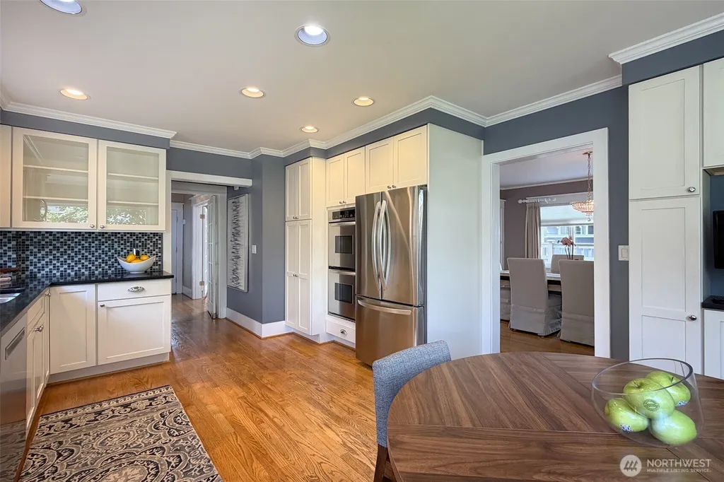 2448 1st Avenue W Seattle WA 98119