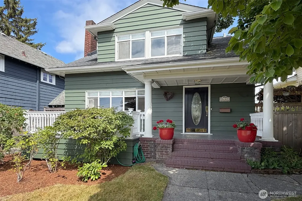 2448 1st Avenue W Seattle WA 98119