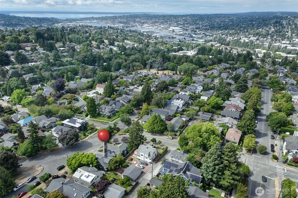 2448 1st Avenue W Seattle WA 98119