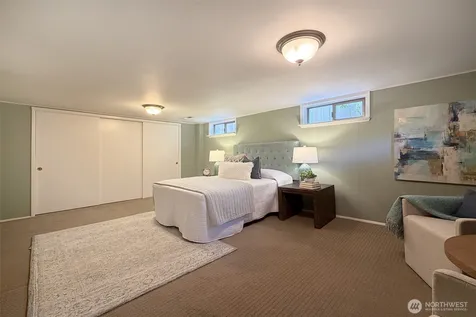 2448 1st Avenue W Seattle WA 98119