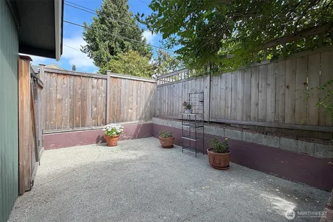 2448 1st Avenue W Seattle WA 98119