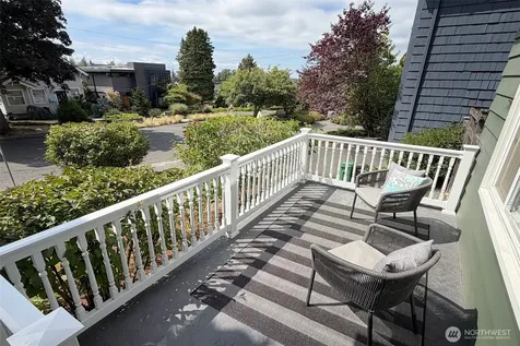 2448 1st Avenue W Seattle WA 98119