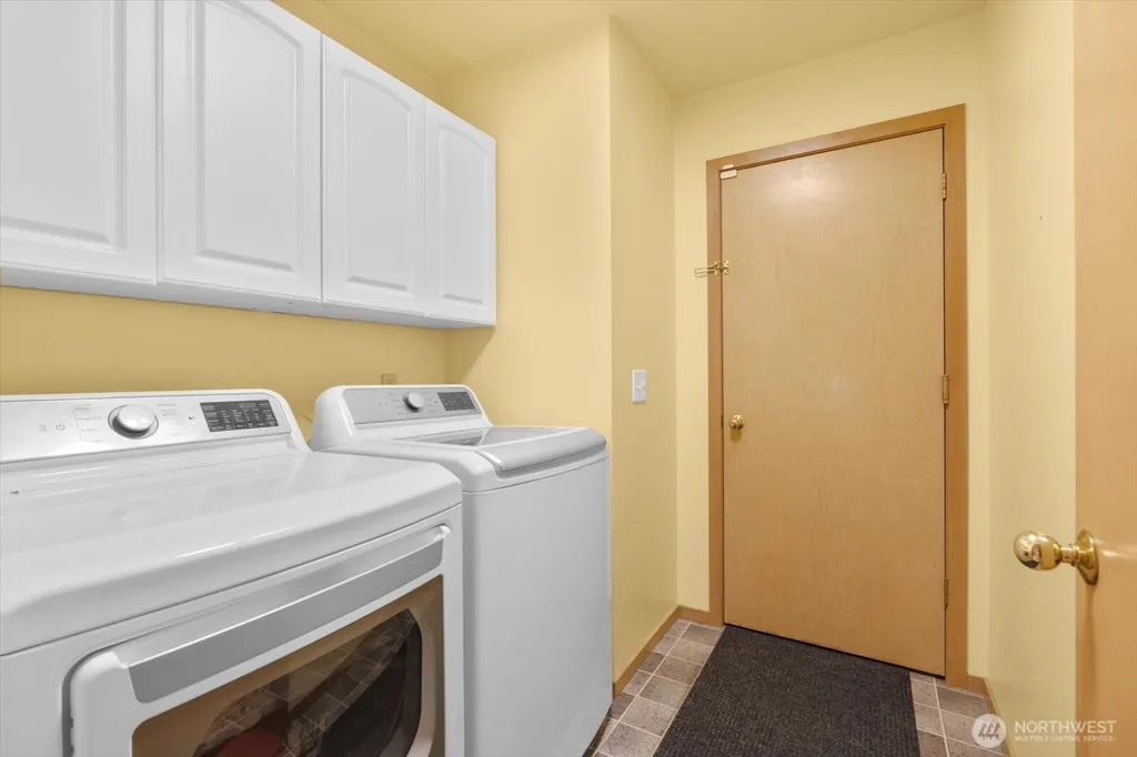 4450 328th Place SE Fall City WA 98024