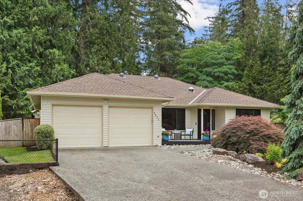 4450 328th Place SE Fall City WA 98024