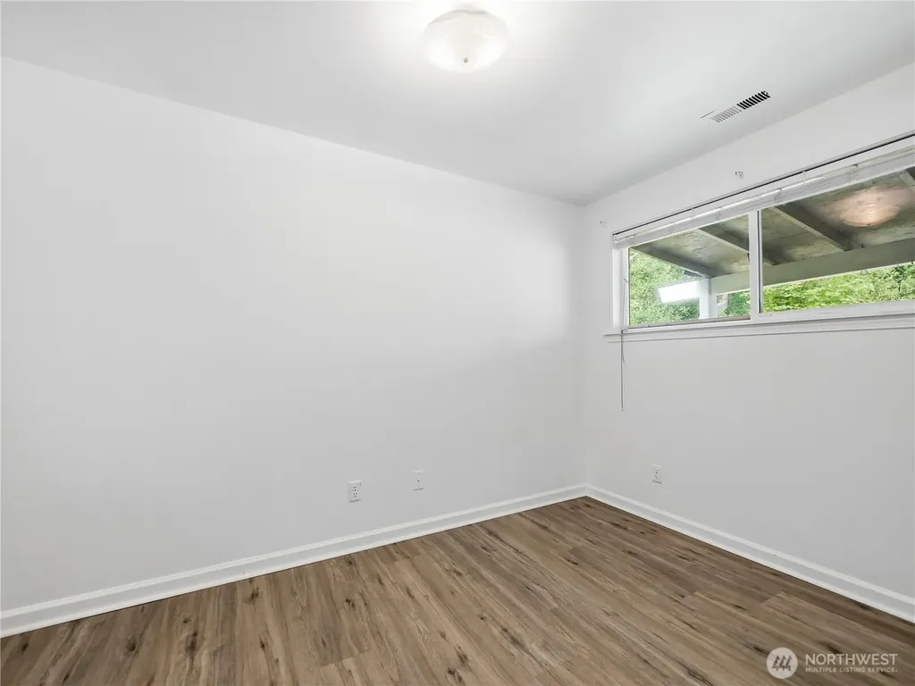 26040 108th Avenue SE Kent WA 98030