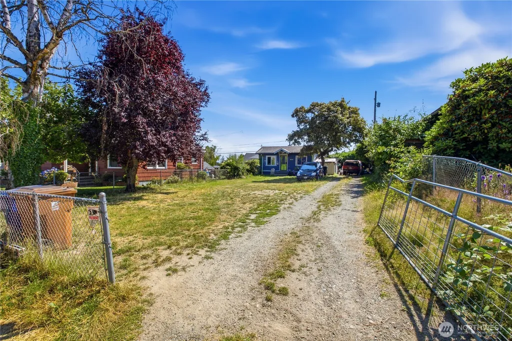 5015 S Thompson Avenue Tacoma WA 98408