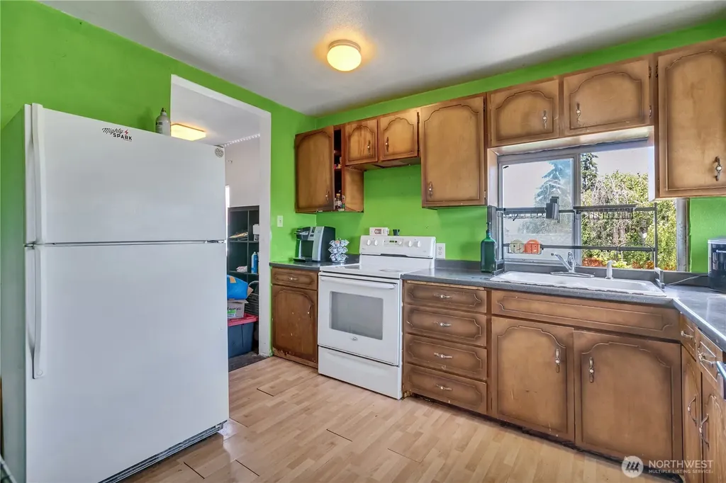 5015 S Thompson Avenue Tacoma WA 98408