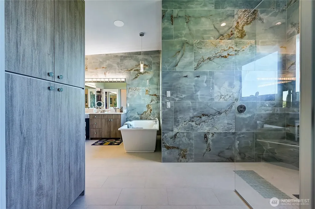 27 Seafarer Lane Port Ludlow WA 98365