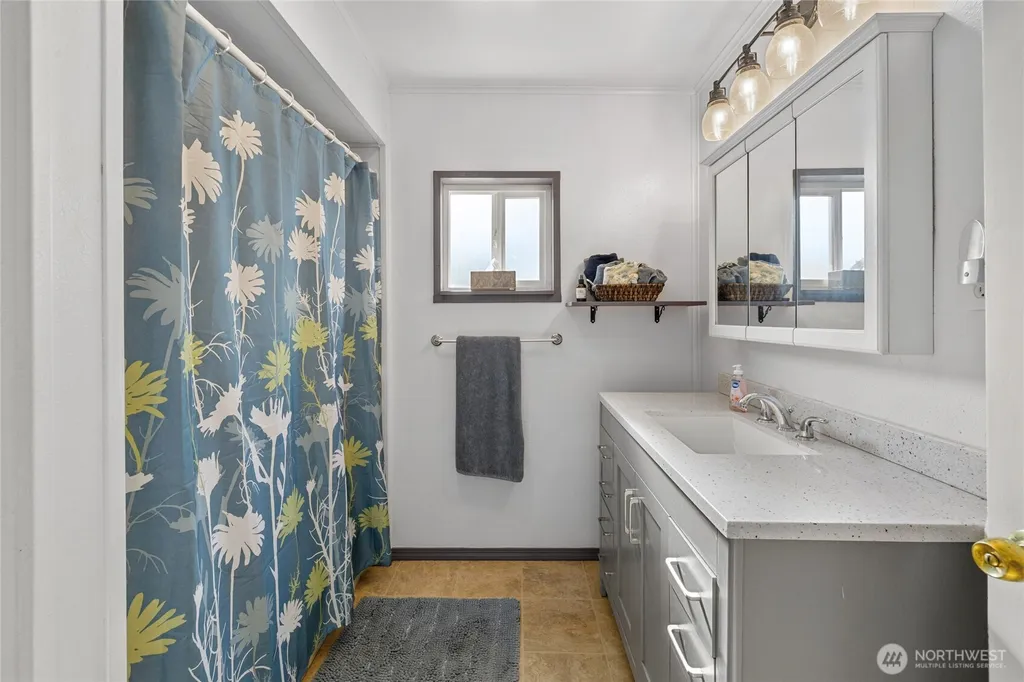 301 W 4th Street Cle Elum WA 98922