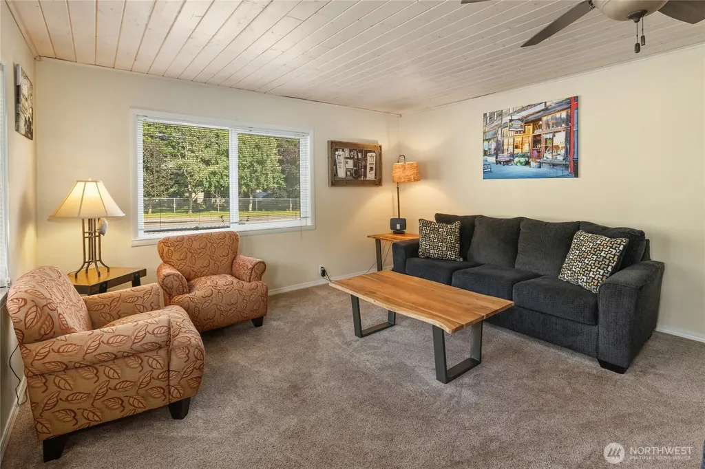 301 W 4th Street Cle Elum WA 98922