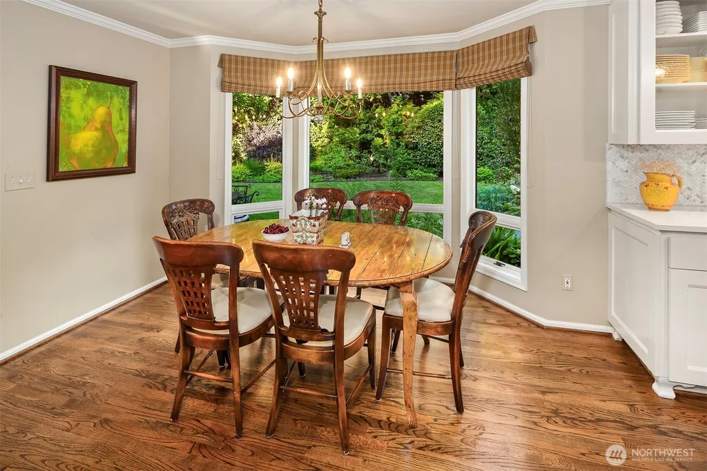 4140 W Mercer Mercer Island WA 98040
