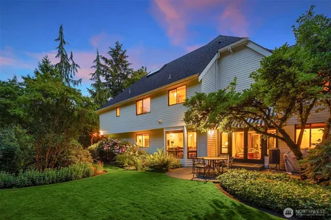 4140 W Mercer Mercer Island WA 98040