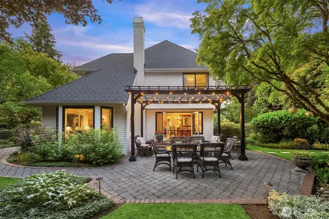4140 W Mercer Mercer Island WA 98040