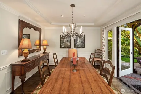 4140 W Mercer Mercer Island WA 98040