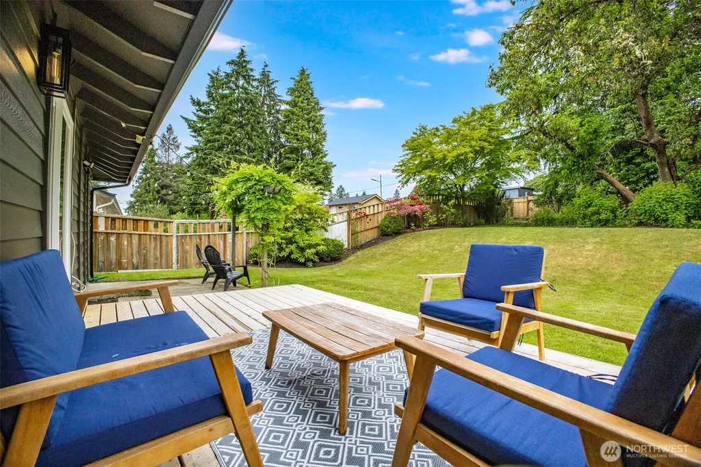 30032 5th Avenue SW Federal Way WA 98023