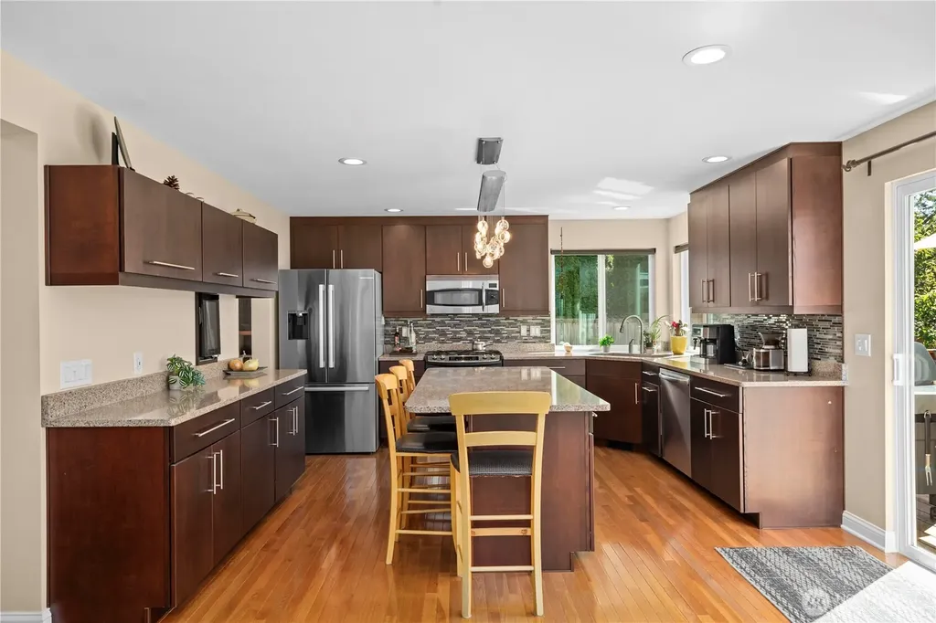 5119 Perry Drive SE Auburn WA 98092