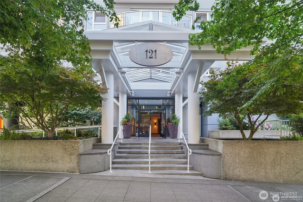 121 Vine Street Seattle WA 98121
